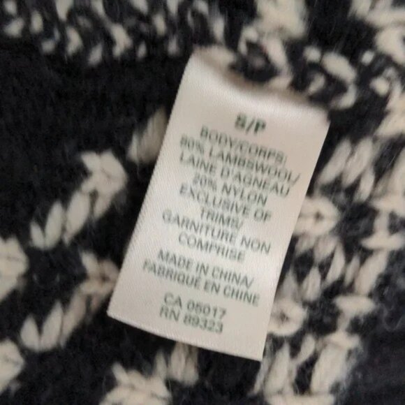 Roots Double Knit Wool Snowflake Sweater - Picture 5 of 5